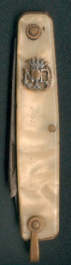 N&D - Long. Tot. ouv. : 13,5cm - Long. Lame : 5cm - Larg. Lame :  1cm